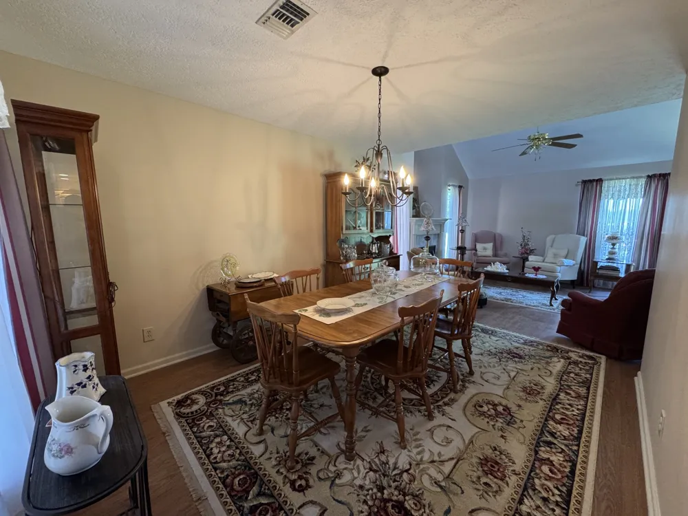 410 Castlewood Ln Lebanon, TN 37087