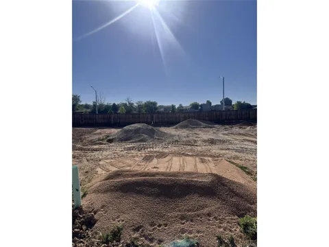 694 18 PLACE