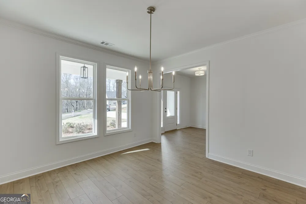 979 Lakeview Commerce, GA 30529