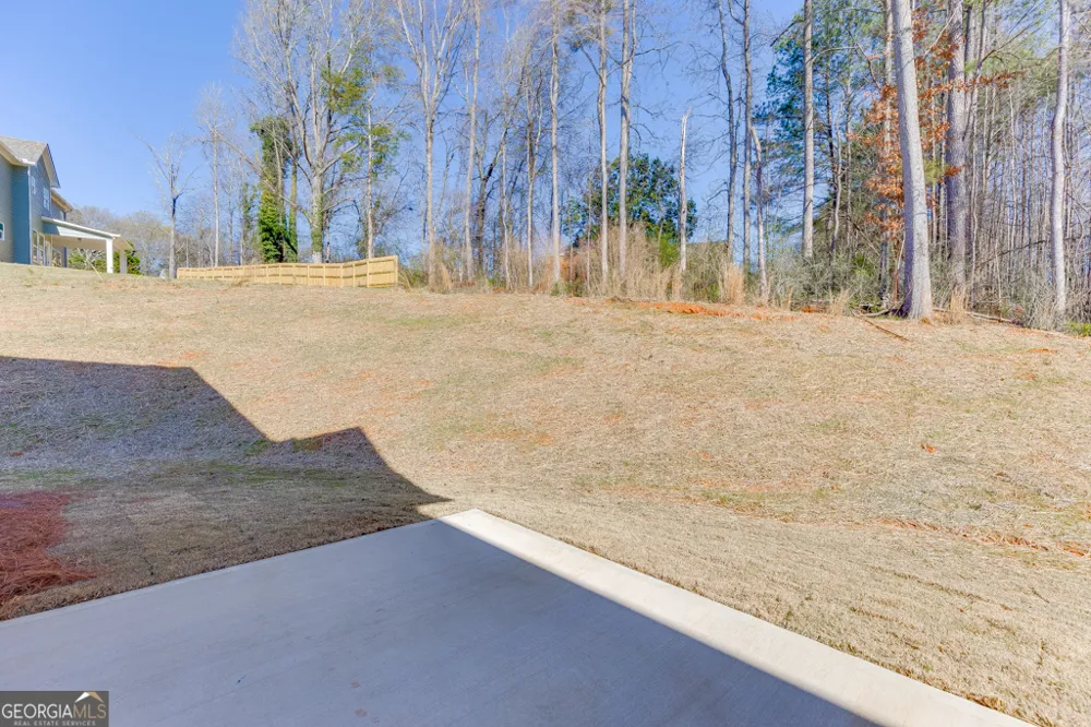 979 Lakeview Commerce, GA 30529