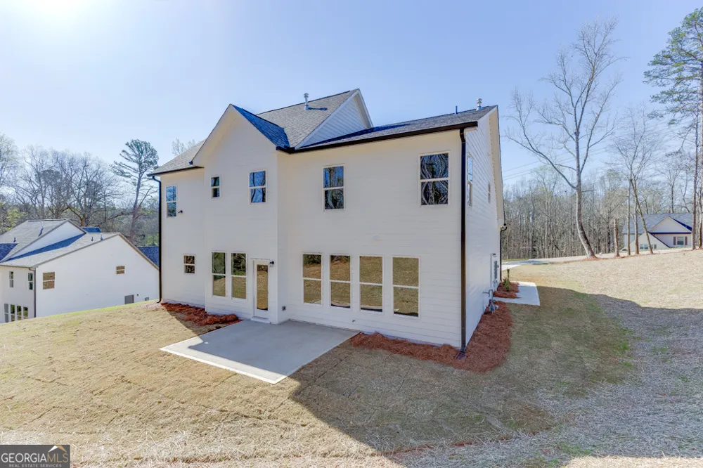 979 Lakeview Commerce, GA 30529