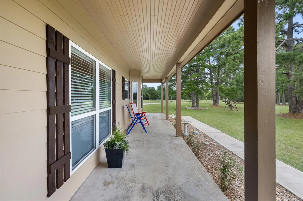 237 Morgan Road Bedias, TX 77320