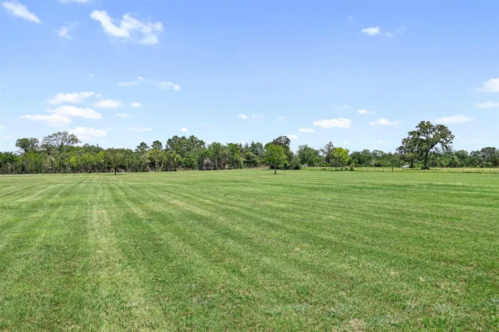 237 Morgan Road Bedias, TX 77320