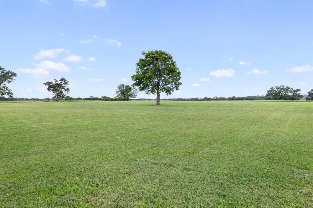 237 Morgan Road Bedias, TX 77320