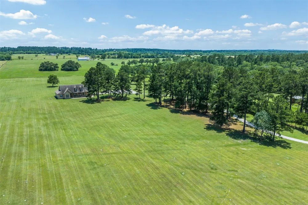 237 Morgan Road Bedias, TX 77320