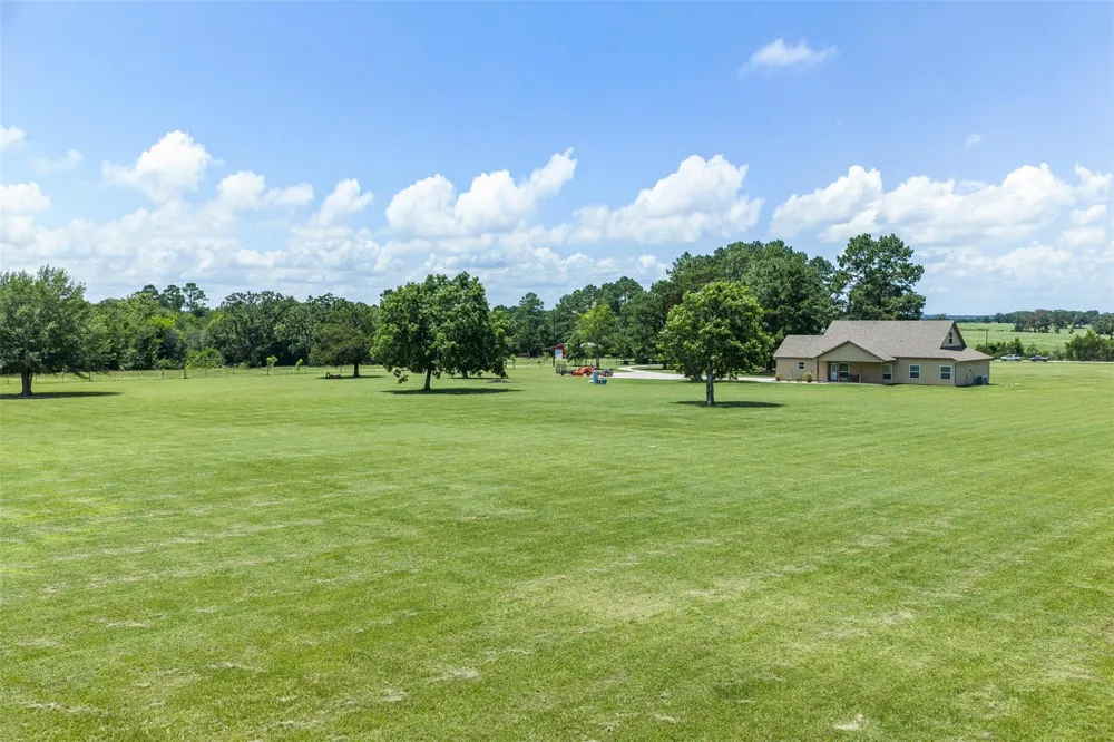 237 Morgan Road Bedias, TX 77320