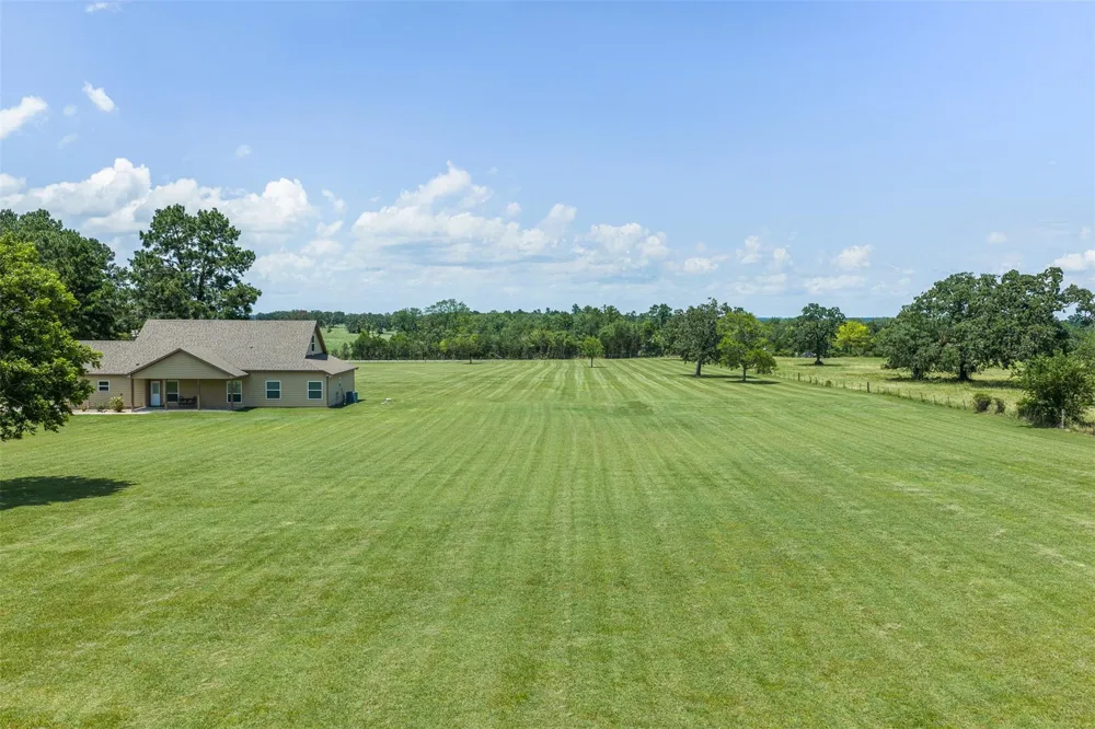 237 Morgan Road Bedias, TX 77320