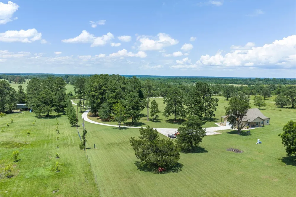 237 Morgan Road Bedias, TX 77320