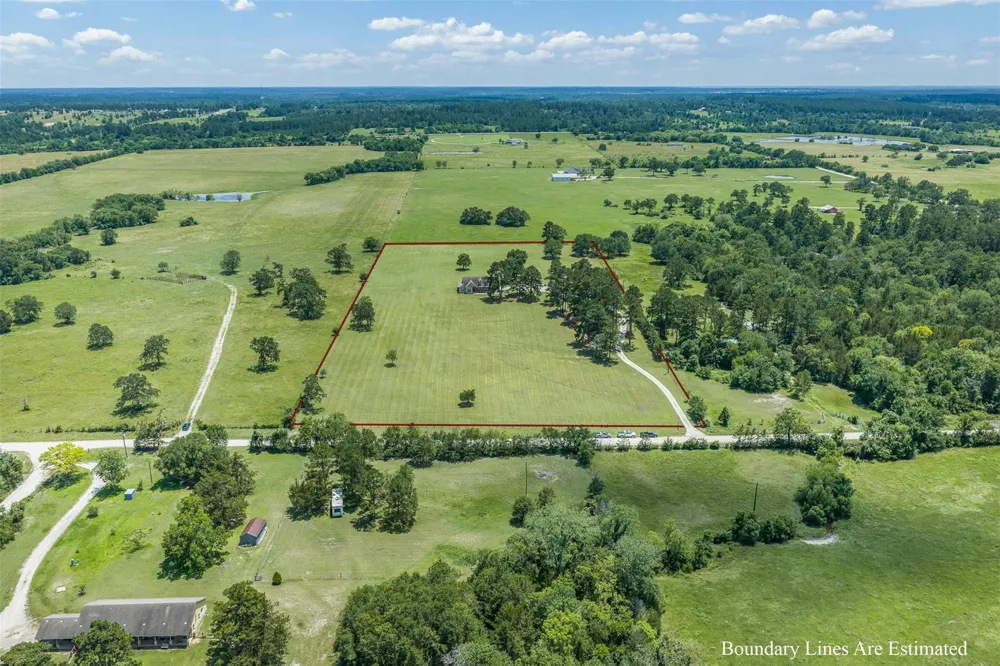 237 Morgan Road Bedias, TX 77320