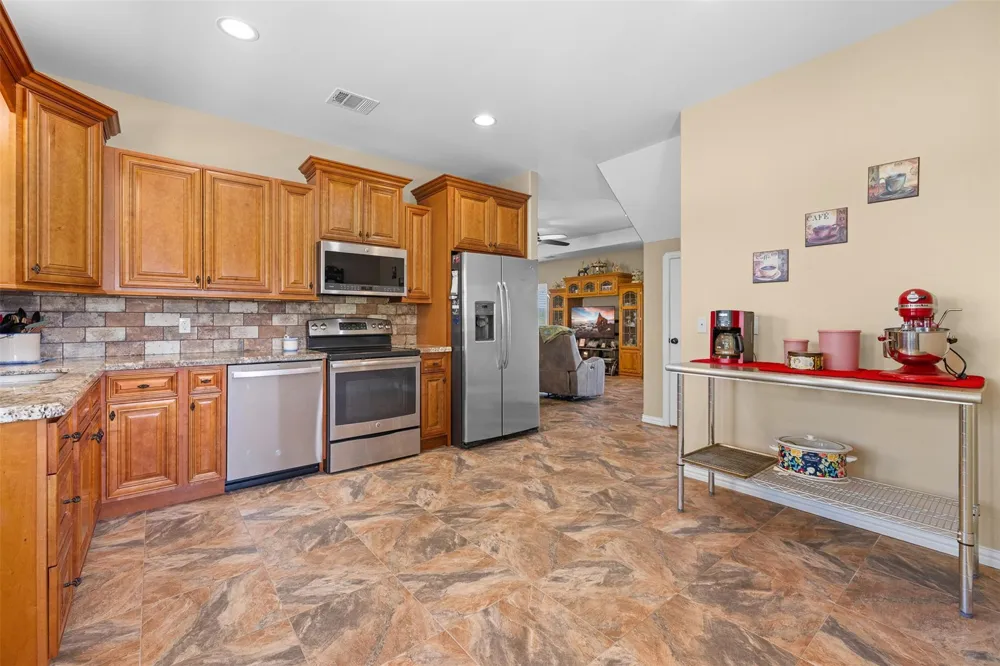 237 Morgan Road Bedias, TX 77320