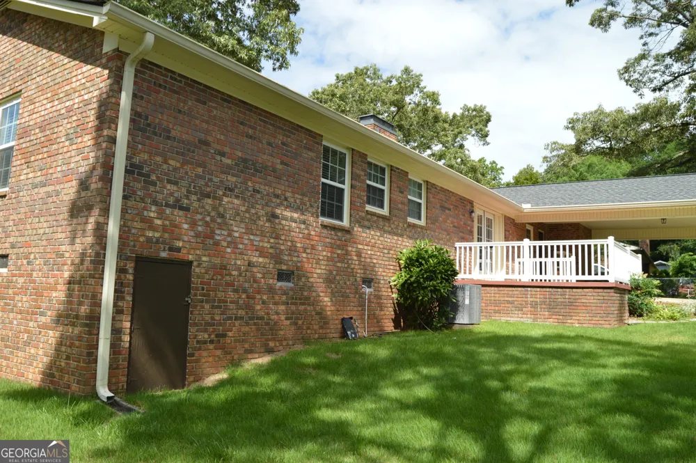 98 Beechwwod Blvd Toccoa, GA 30577