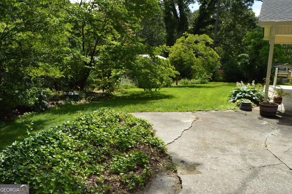 98 Beechwwod Blvd Toccoa, GA 30577