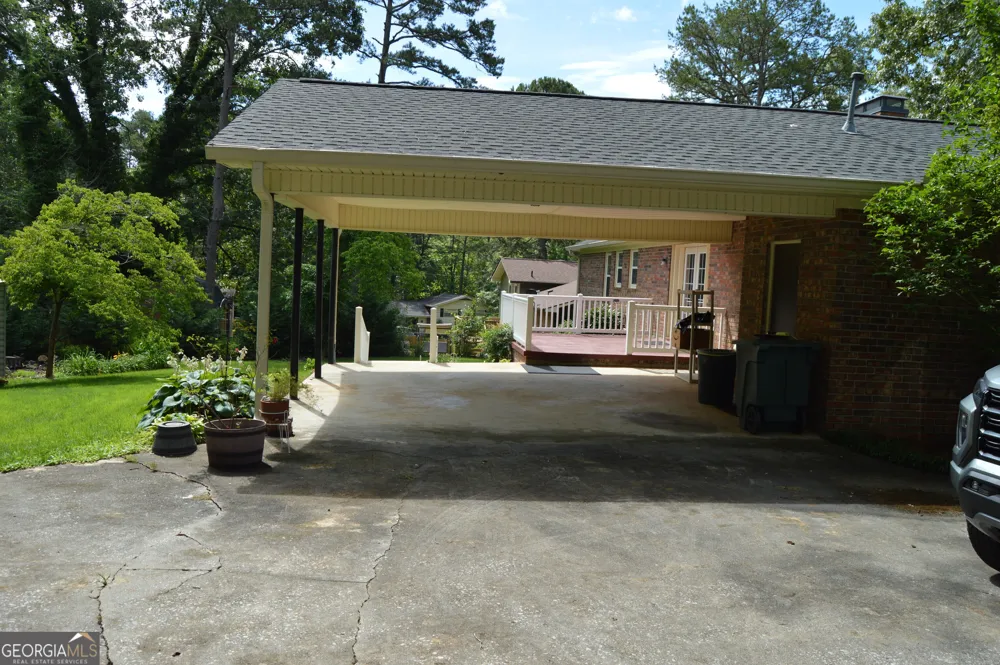 98 Beechwwod Blvd Toccoa, GA 30577