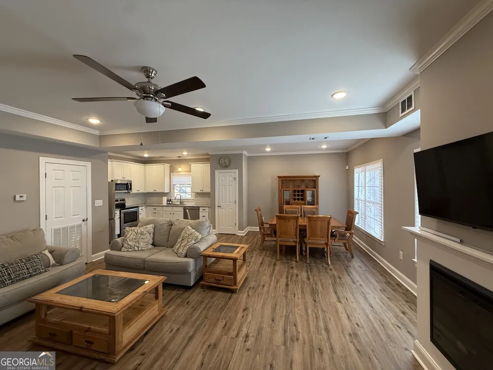 212 Huntington Shoals DR Athens, GA 30606