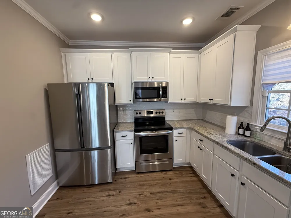 212 Huntington Shoals DR Athens, GA 30606