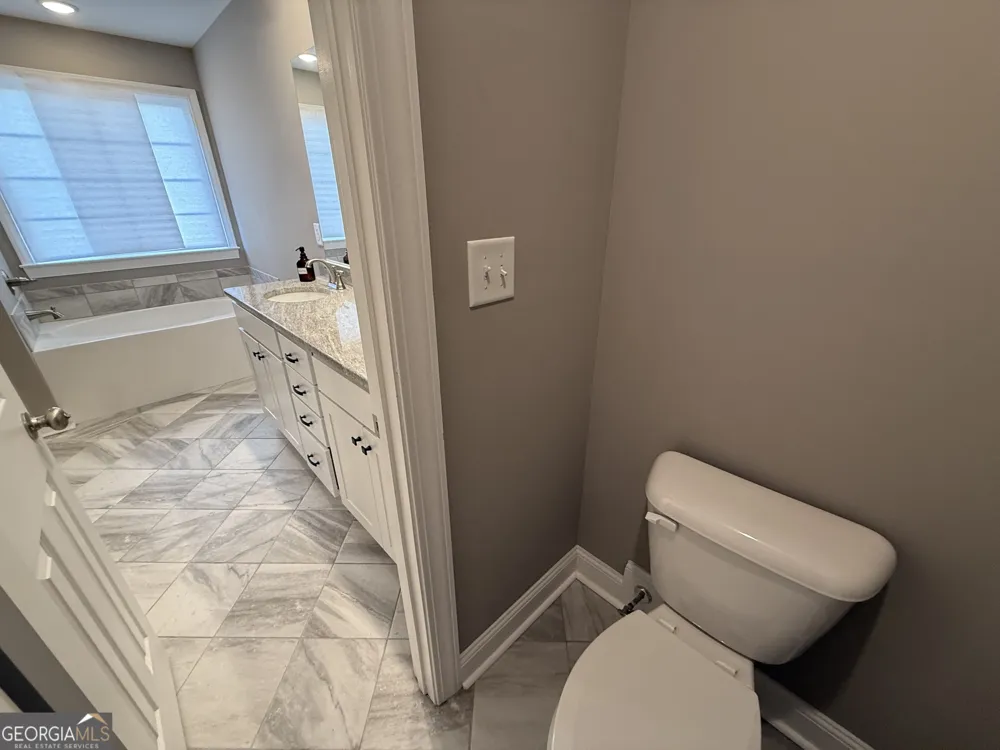 212 Huntington Shoals DR Athens, GA 30606