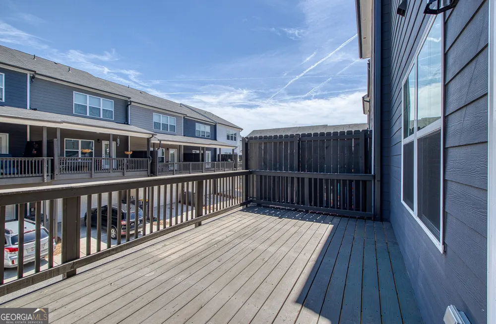 12 Silver LN Newnan, GA 30265