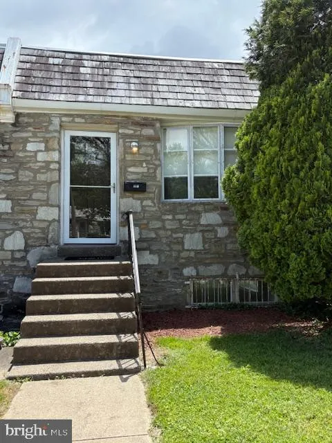 587 WANAMAKER ROAD