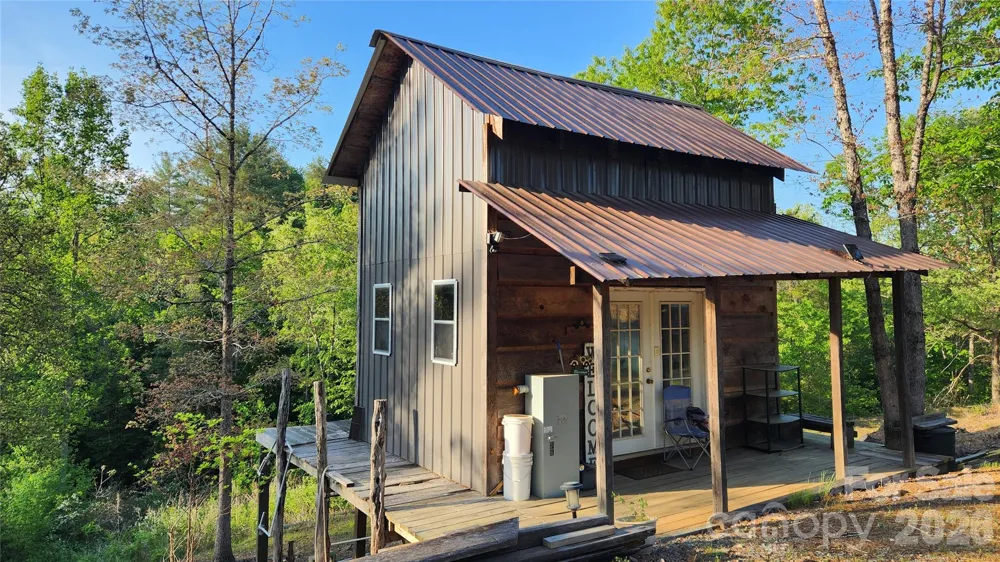 2482 Holman Ridge Court Granite Falls, NC 28630