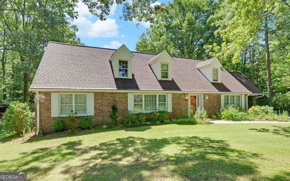 400 Harris ST Toccoa, GA 30577