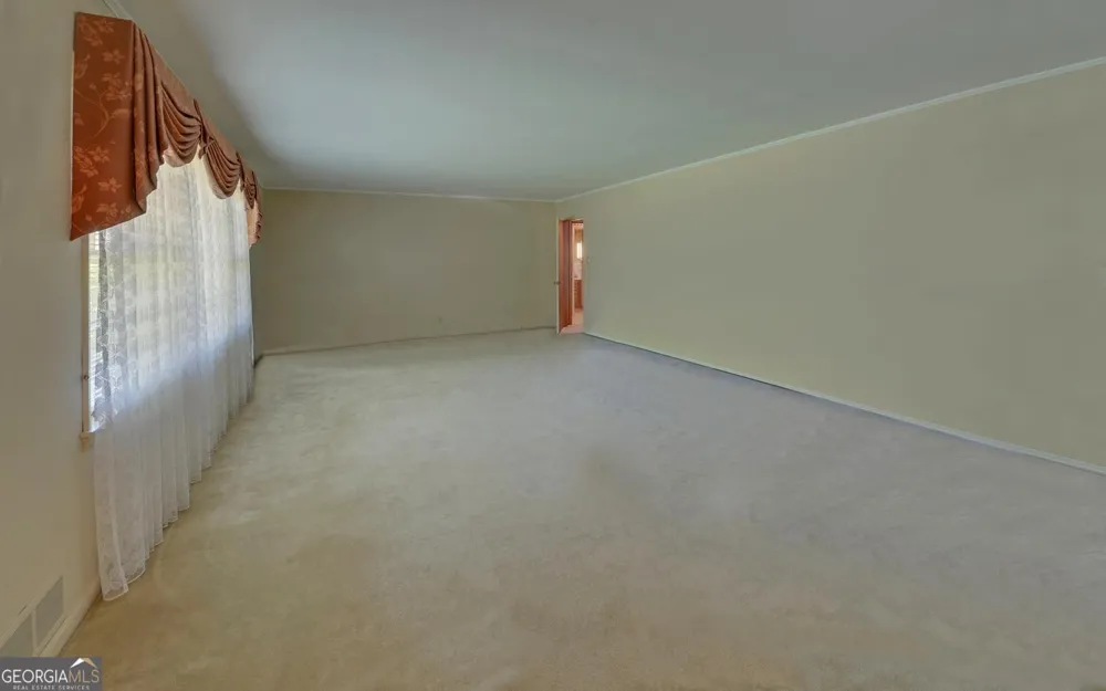400 Harris ST Toccoa, GA 30577
