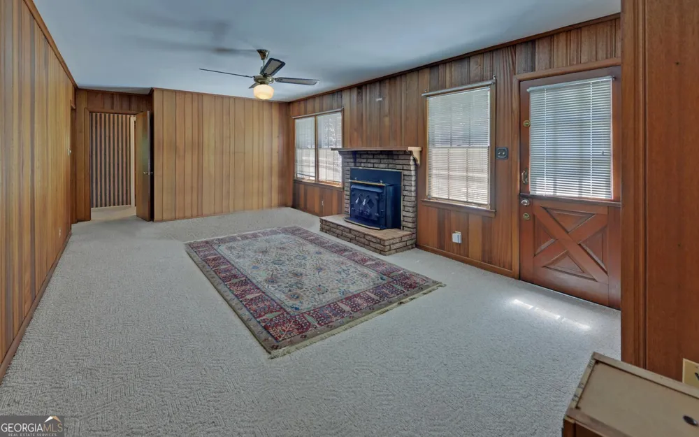 400 Harris ST Toccoa, GA 30577