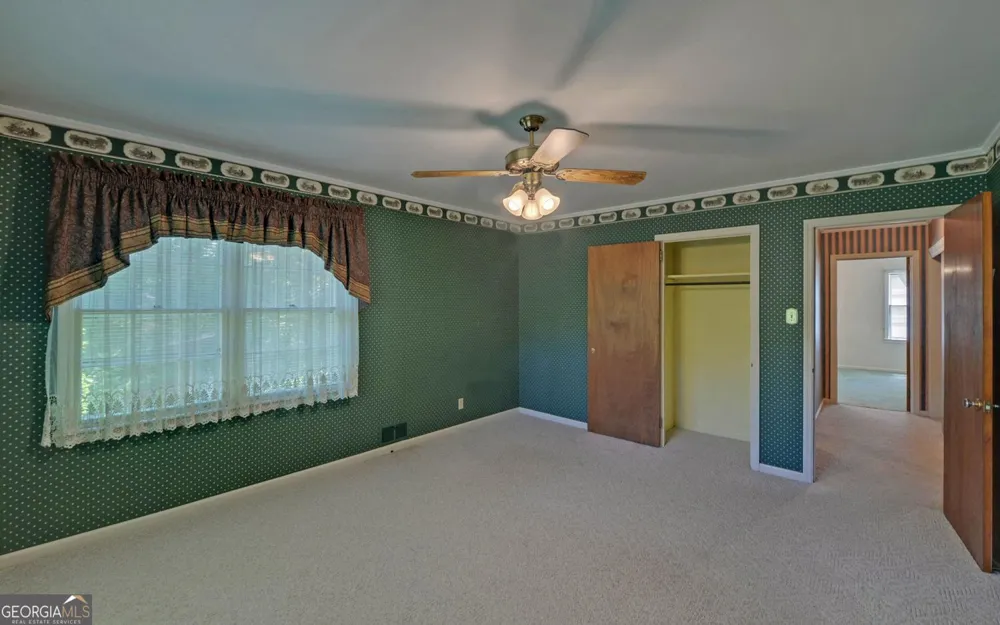 400 Harris ST Toccoa, GA 30577