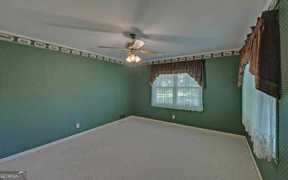 400 Harris ST Toccoa, GA 30577