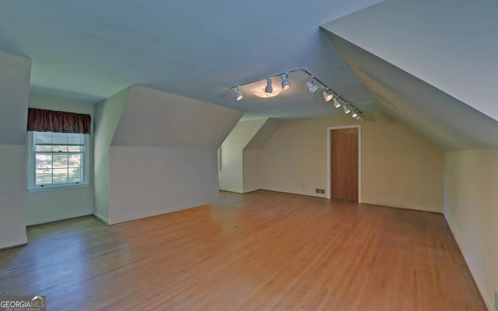 400 Harris ST Toccoa, GA 30577