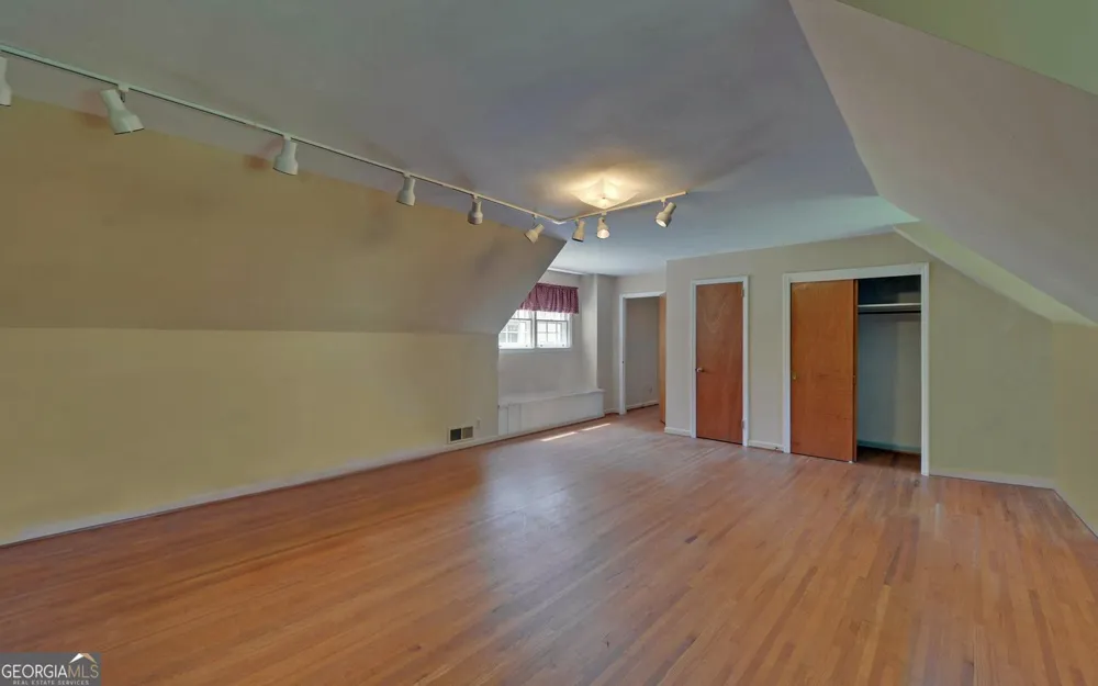 400 Harris ST Toccoa, GA 30577