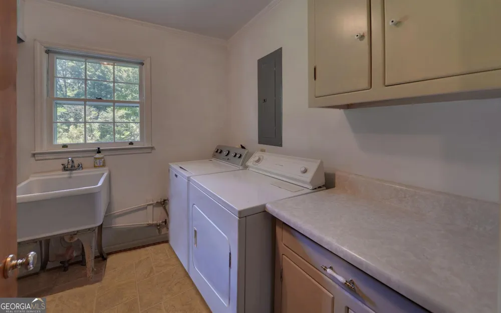 400 Harris ST Toccoa, GA 30577