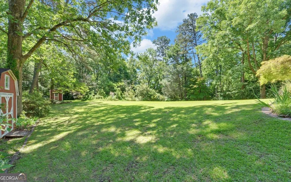 400 Harris ST Toccoa, GA 30577