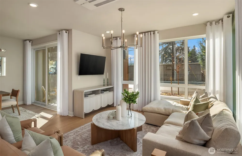14330 1st Avenue NE #205 Duvall, WA 98019