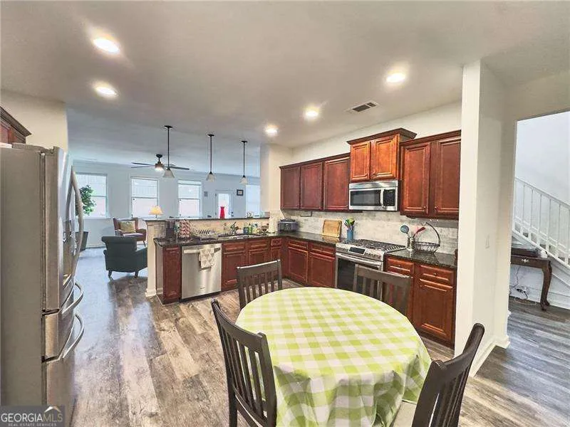 310 Woodson WAY Woodstock, GA 30189