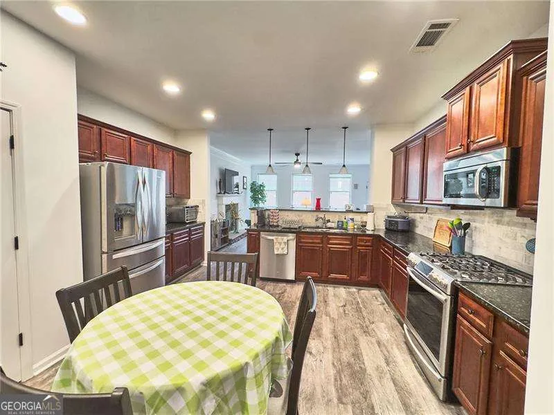 310 Woodson WAY Woodstock, GA 30189
