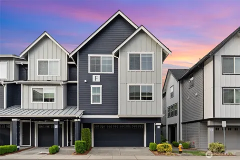 1621 Seattle Hill Road #F4