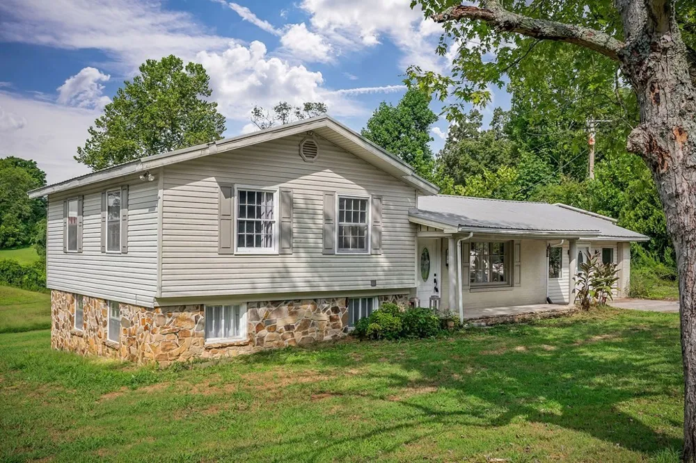 87 Camp Overton Rd Rock Island, TN 38581