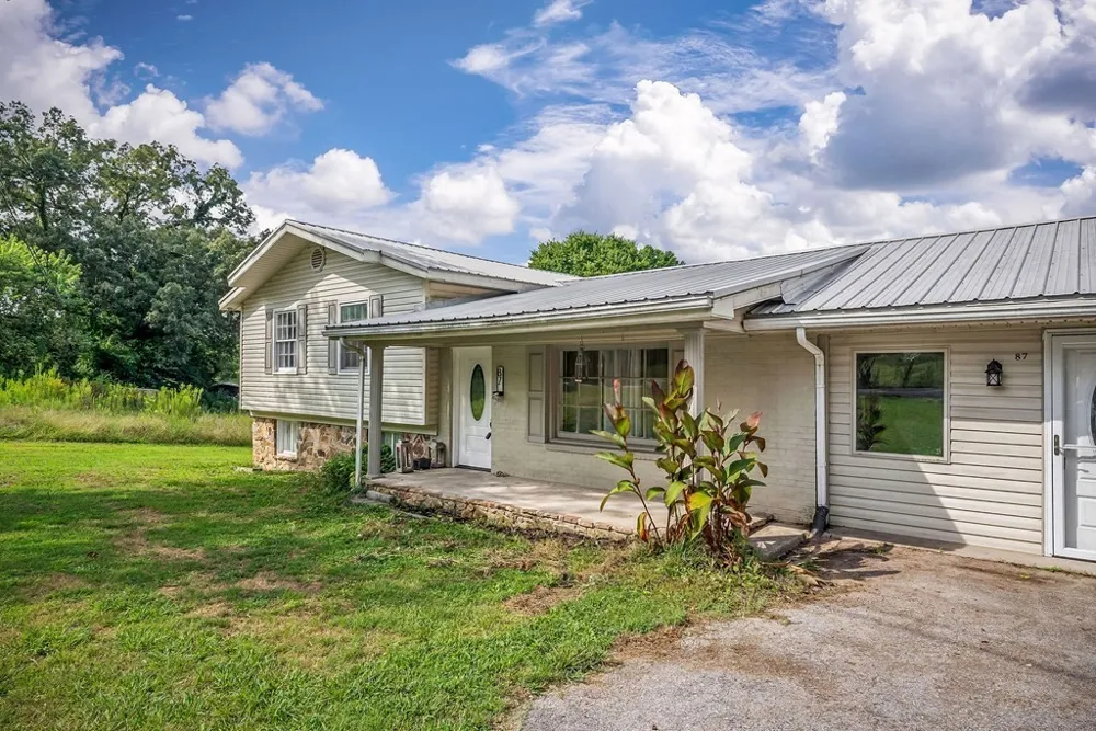 87 Camp Overton Rd Rock Island, TN 38581