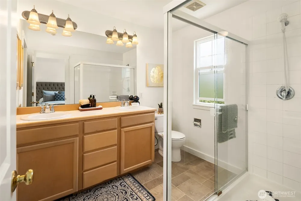 15428 135th Place NE #36B Woodinville, WA 98072