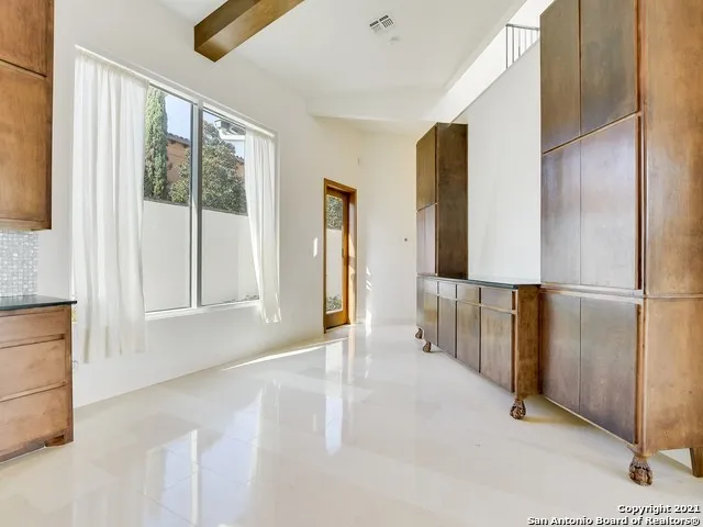 17 Aston Glen San Antonio, TX 78257