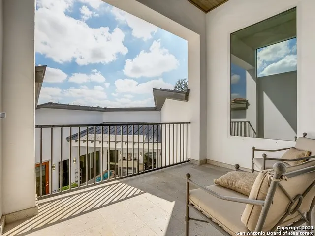 17 Aston Glen San Antonio, TX 78257