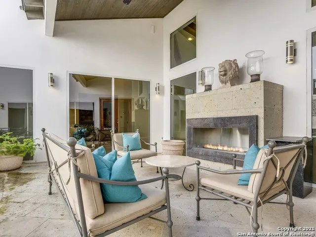 17 Aston Glen San Antonio, TX 78257