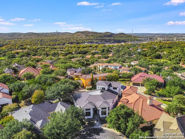 17 Aston Glen San Antonio, TX 78257