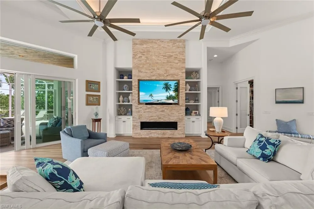 2385 Wulfert Road Sanibel, FL 33957