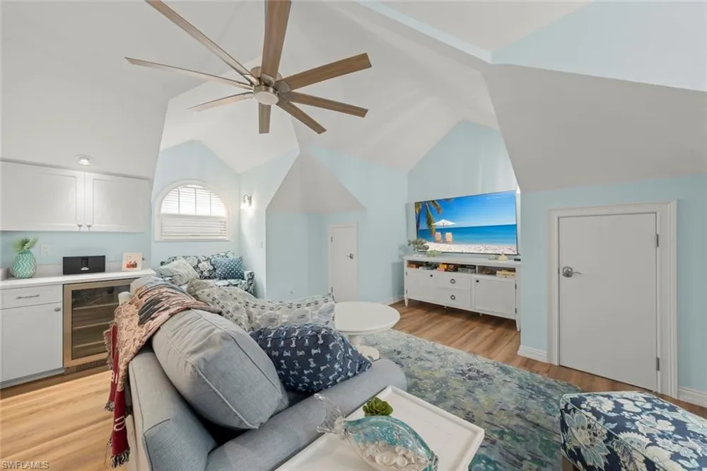 2385 Wulfert Road Sanibel, FL 33957