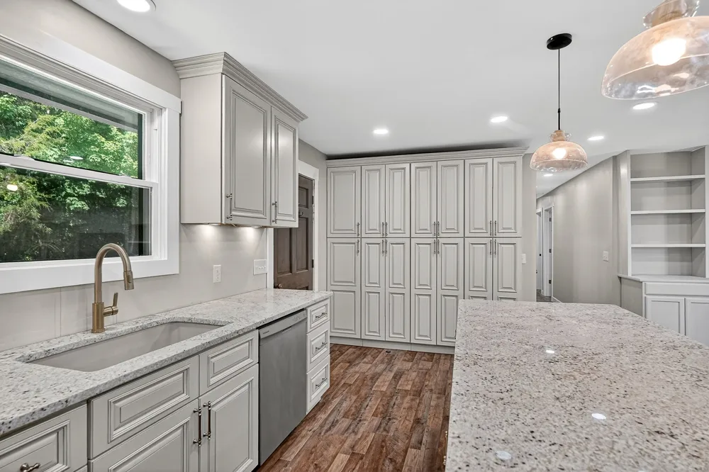 241 Nautilus Pt Silver Point, TN 38582