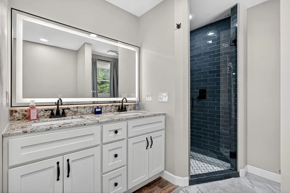 241 Nautilus Pt Silver Point, TN 38582