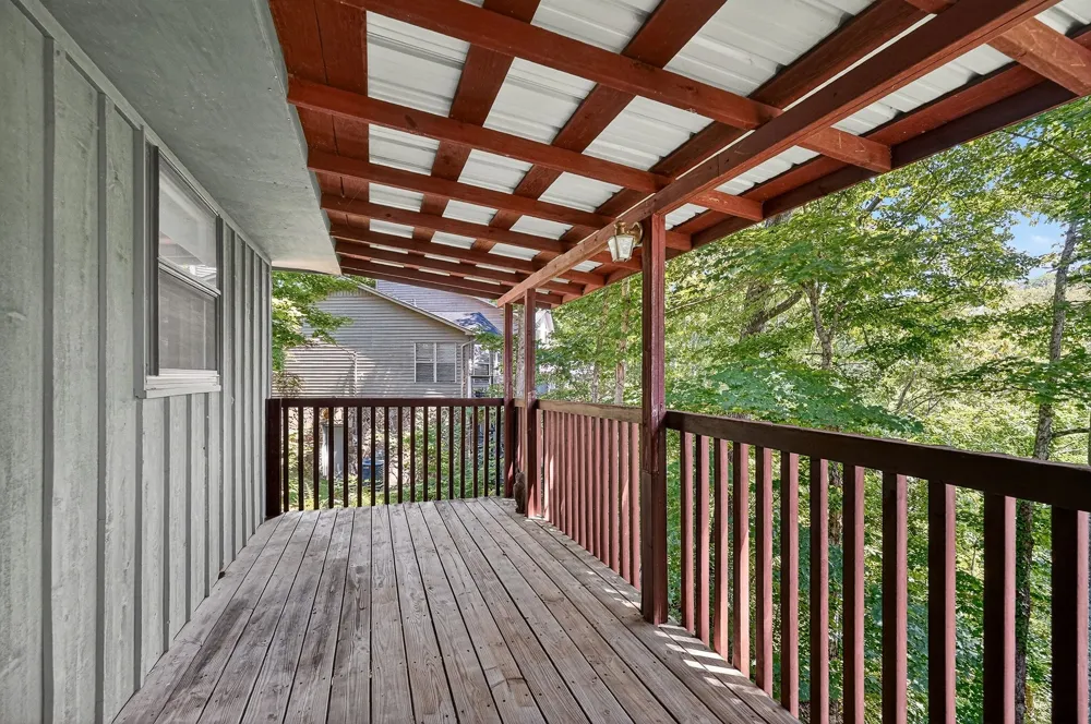241 Nautilus Pt Silver Point, TN 38582