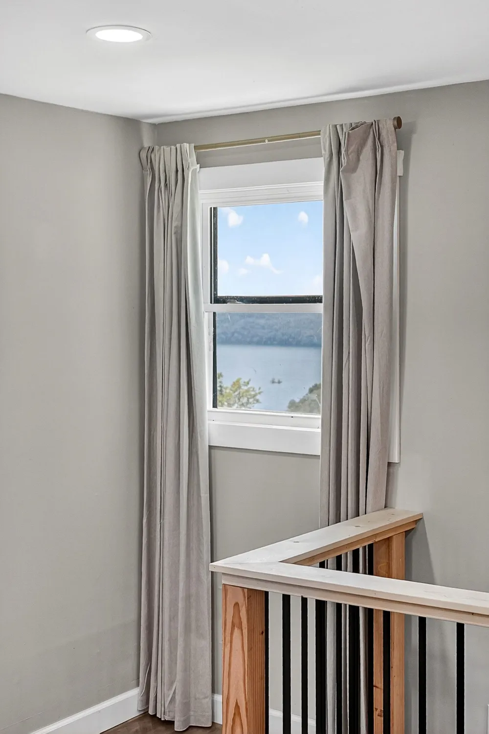 241 Nautilus Pt Silver Point, TN 38582