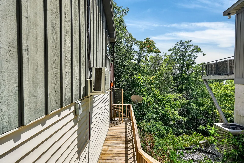 241 Nautilus Pt Silver Point, TN 38582